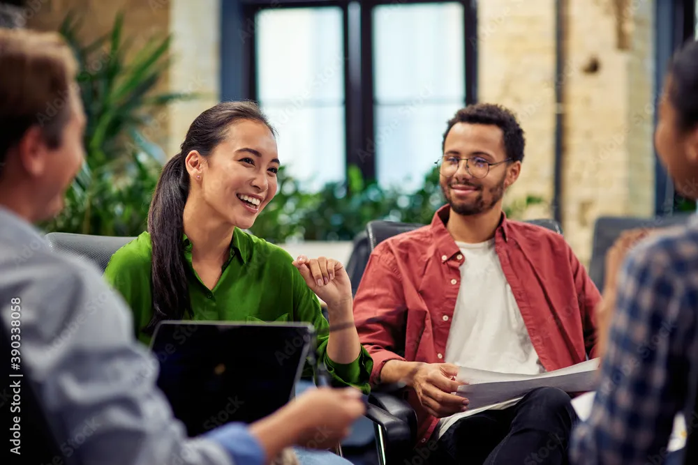 Mensen praten kantoor